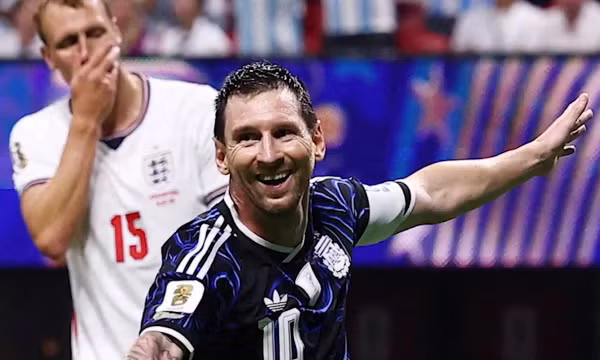 Lăn cùng trái bóng Trionda 16/7: Thắng thuyết phục đội tuyển Anh, Argentina vào chung kết World Cup