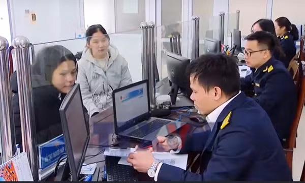 Hà Nội tiếp nhận thủ tục thuế tại 31 điểm hành chính công