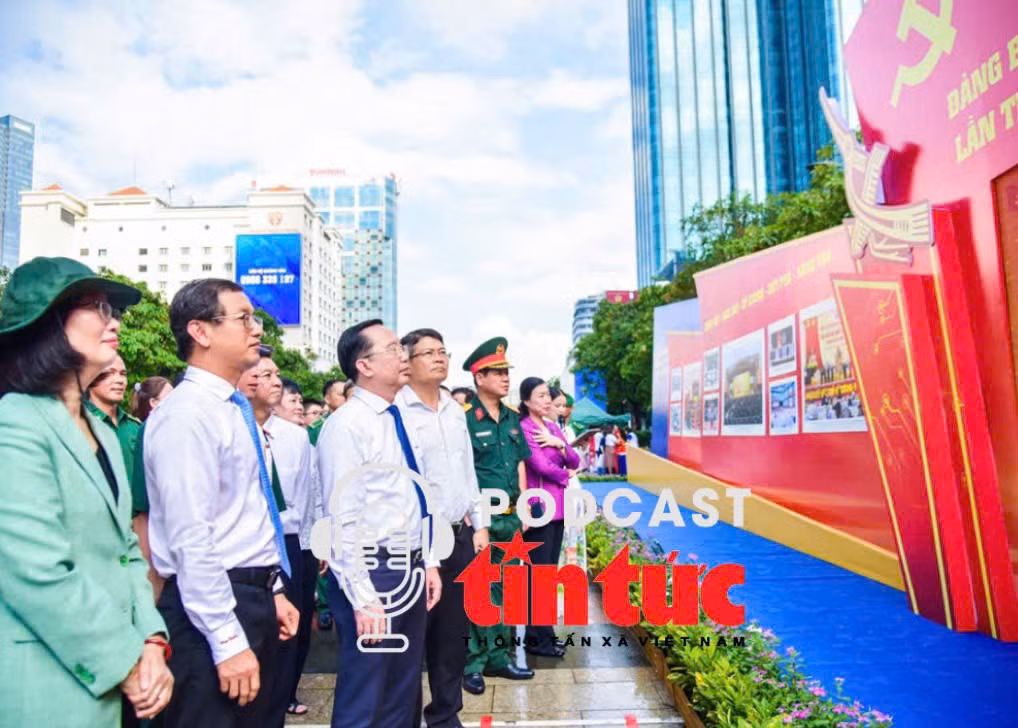 TP Hồ Chí Minh: Đồng loạt khai mạc triển lãm chào mừng Đại hội Đảng bộ lần thứ 1