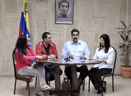 Tổng thống Venezuela bị nhiễm trùng phổi ảnh 1