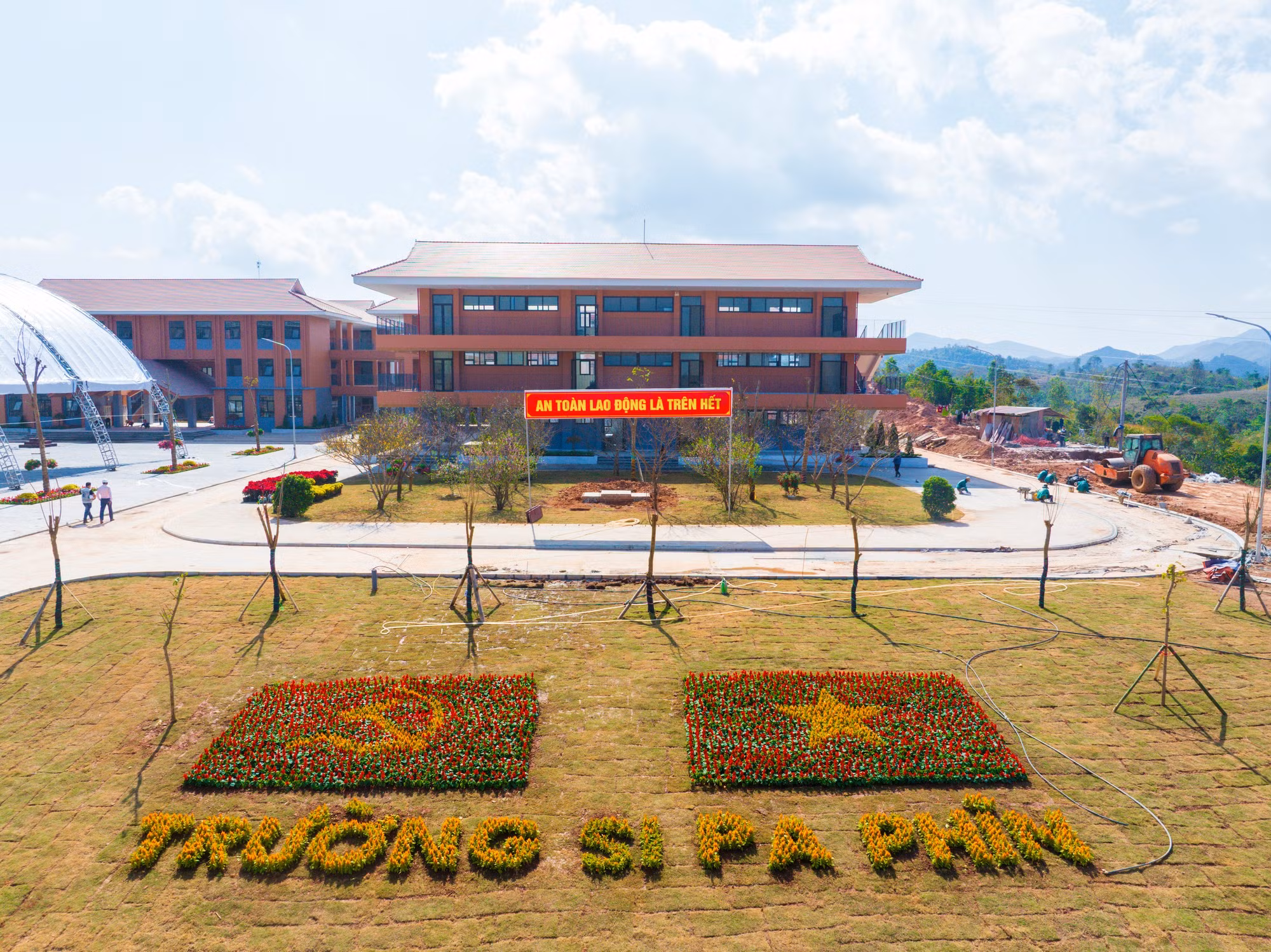truong-310126.jpg