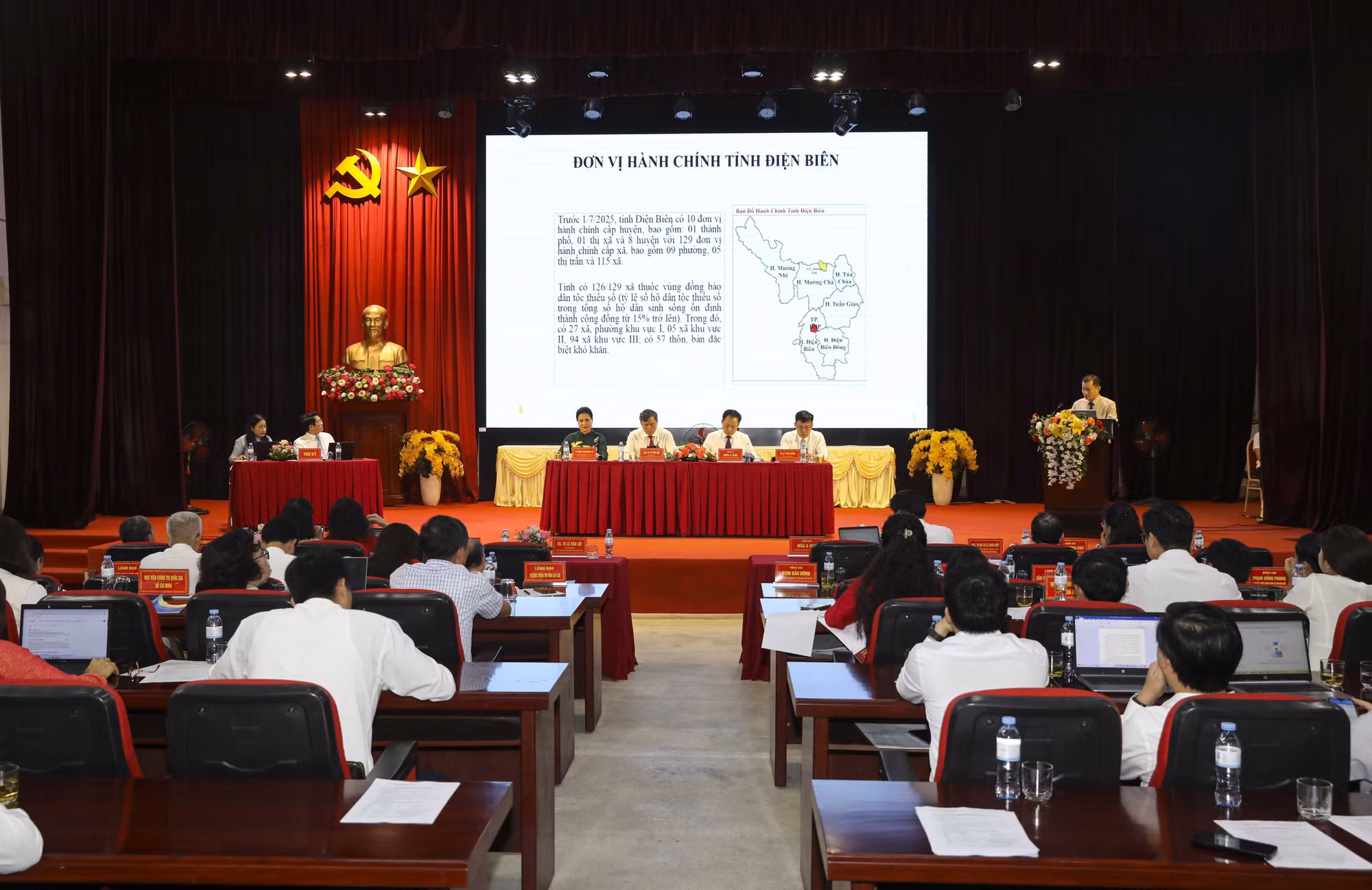 hoi-thao3-170825.jpg