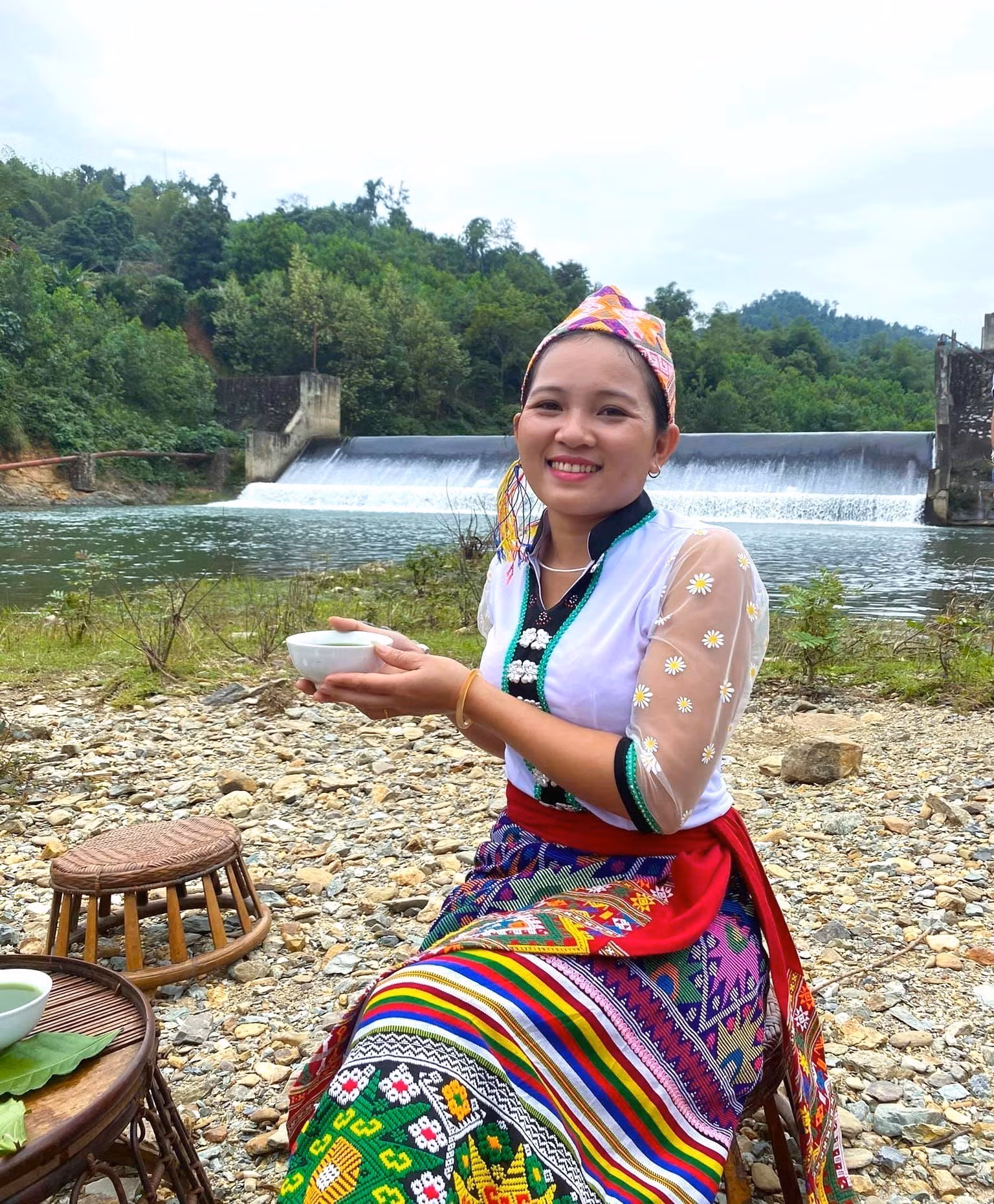 che-dam4-030526.jpg