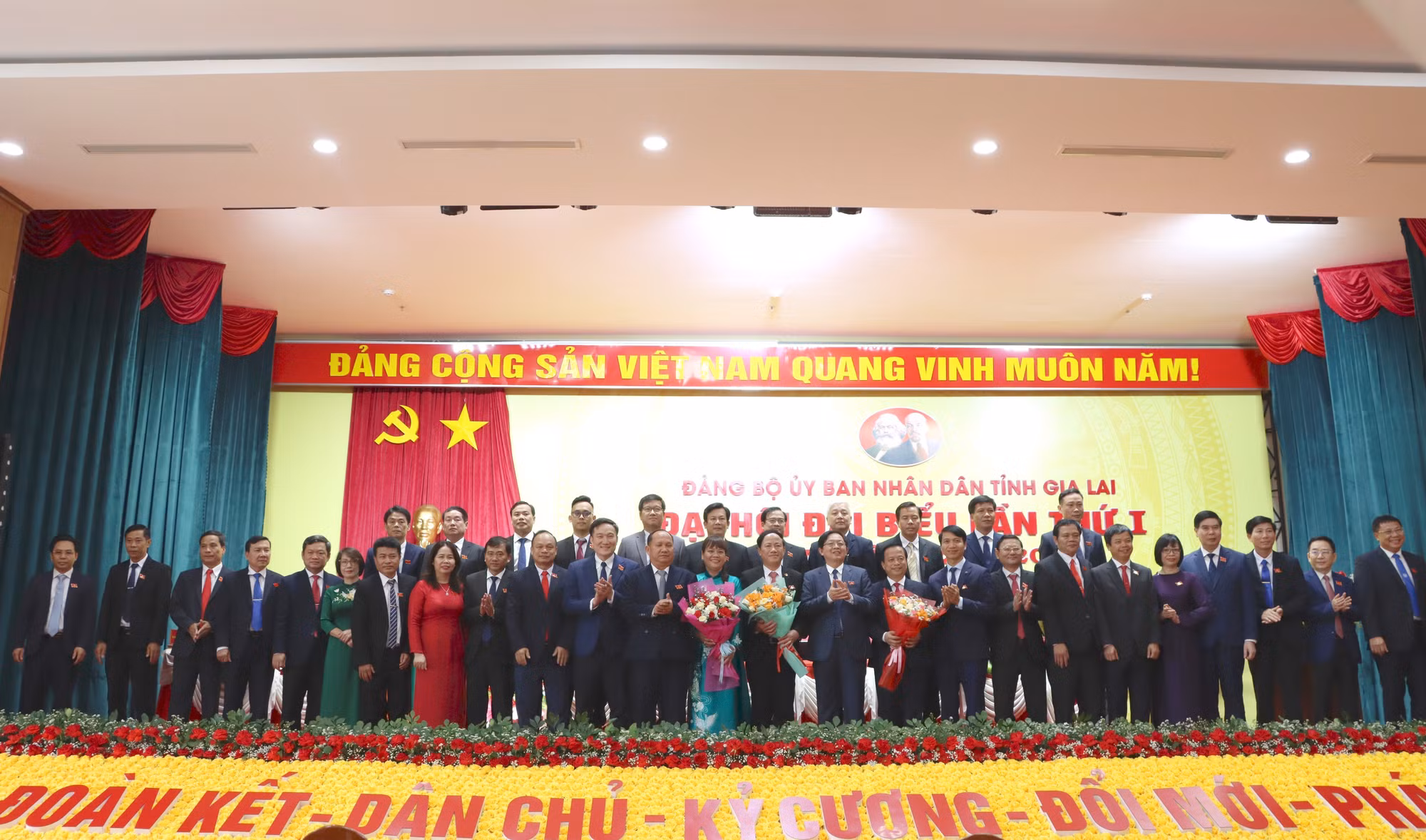 Ra mắt Ban Chấp hành Đảng bộ UBND tỉnh Gia Lai nhiệm kỳ 2025-2030.