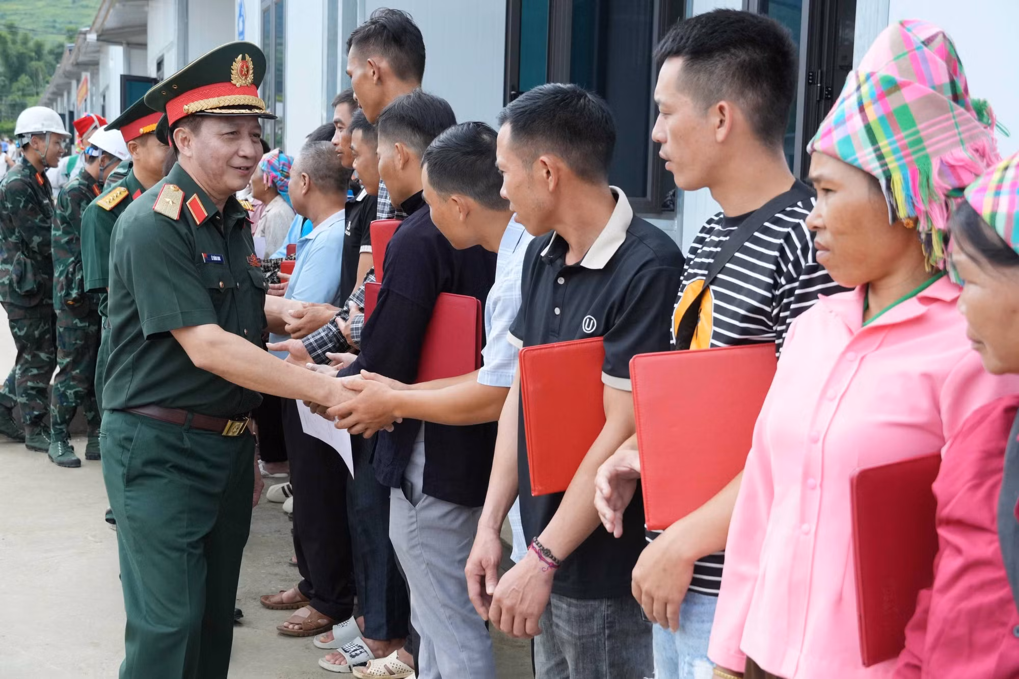 muong-than5-080826.jpg