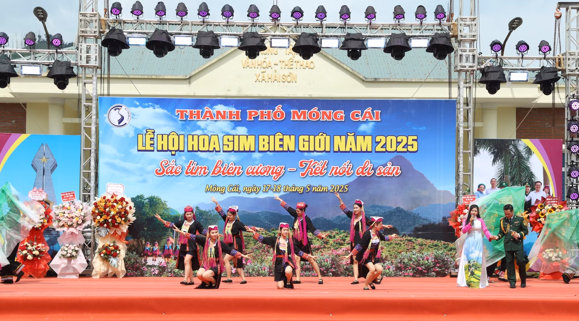 le-hoi-180525.jpg