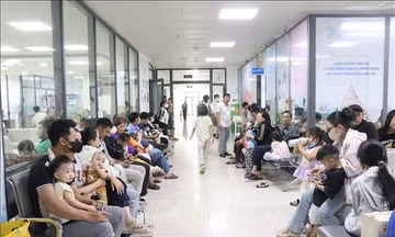Ứng phó với bệnh truyền nhiễm, nâng cao năng lực y tế cơ sở