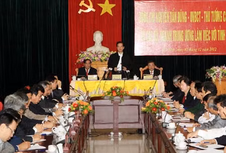 Thủ tướng Nguyễn Tấn Dũng làm việc tại Nghệ An, Hà Tĩnh ảnh 1