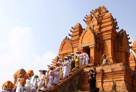 Người Chăm mở hội Katê ảnh 1