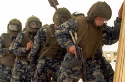 Quân phục Ratnik chống đạn bắn tỉa từ cự ly 10m ảnh 1