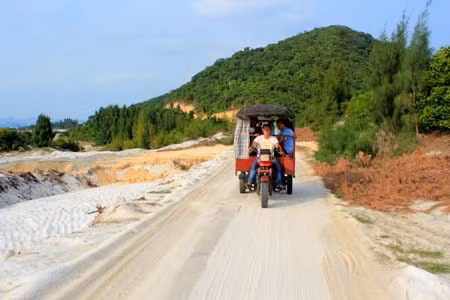 Đảo Quan Lạn: Vẻ đẹp hoang sơ và cổ kính ảnh 2