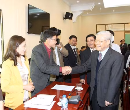 Tổng Bí thư Nguyễn Phú Trọng thăm, làm việc tại Lâm Đồng ảnh 1