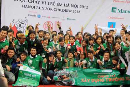 Hoa hậu Ngô Phương Lan chạy vì trẻ em nghèo ảnh 9