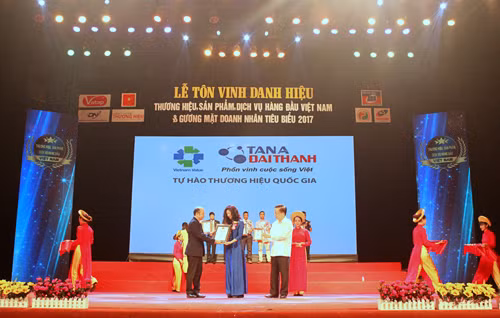Tân Á Đại Thành: Top 10 'Thương hiệu, Sản phẩm, Dịch vụ hàng đầu Việt Nam' ảnh 1