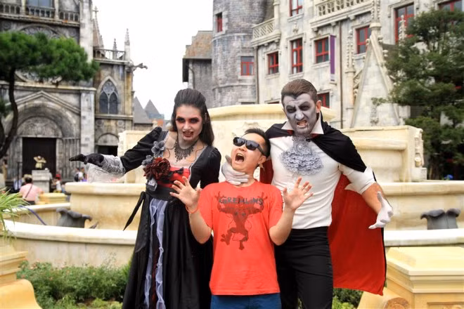 Halloween Sun World Ba Na Hills: Thăm cả địa ngục lẫn thiên đường ảnh 10