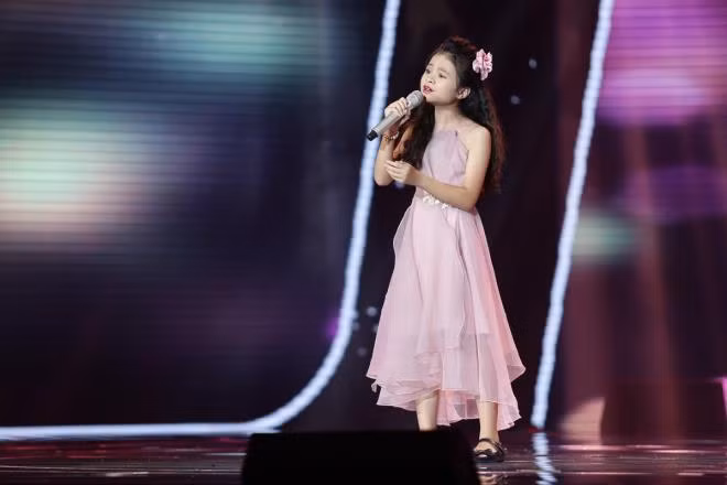 The Voice Kids 2017: Soobin Hoàng Sơn lần đầu hé lộ việc thích G-Dragon trên sóng truyền hình ảnh 4