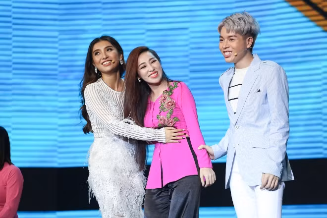 Tập 2 'Cặp đôi hoàn hảo - Trữ tình & Bolero': Hòa Minzy nói lời thương trên sóng truyền hình ảnh 4