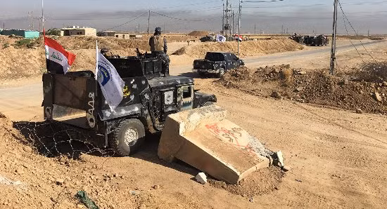 Quân đội Iraq chiếm căn cứ không quân từ tay người Kurd ở Kirkuk ảnh 1