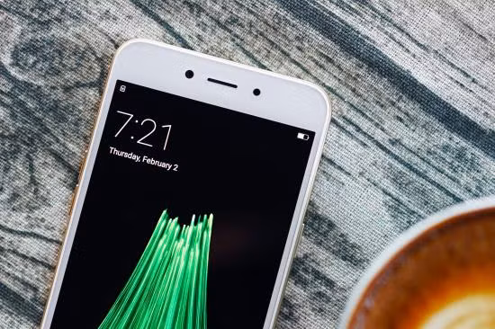 Bốn xu hướng smartphone tầm trung 2017 có lợi cho người dùng ảnh 4