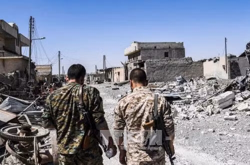 Syria tố cáo Mỹ hỗ trợ các tay súng IS ảnh 1