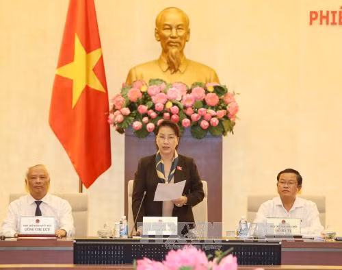 Bế mạc Phiên họp thứ 14 Ủy ban Thường vụ Quốc hội khóa XIV ảnh 1