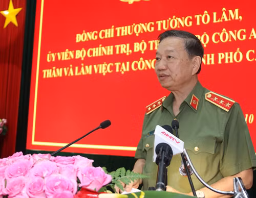 Thượng tướng Tô Lâm làm việc với Công an và Cảnh sát Phòng cháy, chữa cháy Cần Thơ ảnh 1