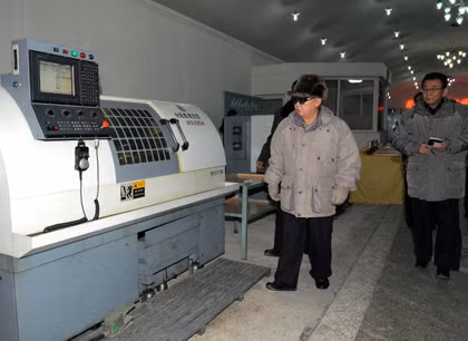 Bất ngờ với 'trái tim' của chương trình hạt nhân, tên lửa Triều Tiên ảnh 2