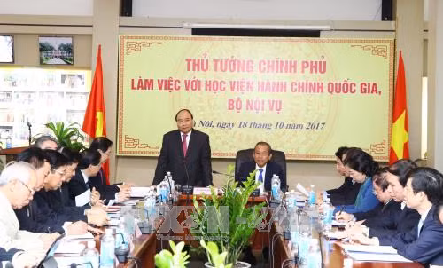 Thủ tướng: Cần tạo ra những thế hệ lãnh đạo quản lý có tầm nhìn chiến lược ảnh 3