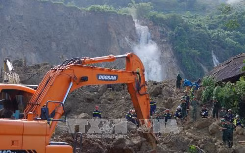 Tìm thấy thi thể 2 nạn nhân cuối cùng vụ sạt lở đất tại Hòa Bình ảnh 1