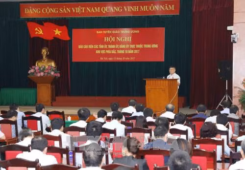 Hội nghị Báo cáo viên các tỉnh ủy, thành ủy, đảng ủy trực thuộc Trung ương khu vực phía Bắc ảnh 1