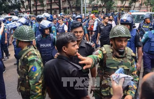 Chính phủ Anh lên án vụ tấn công ở Bangladesh ảnh 1