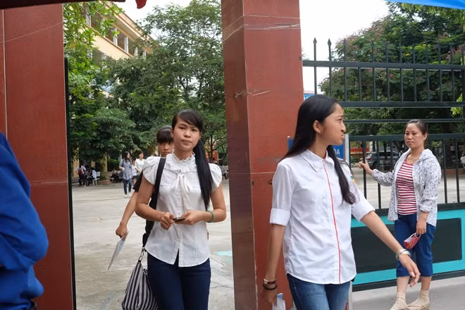Bộ Giáo dục giải đáp những câu hỏi về thi trắc nghiệm ảnh 1