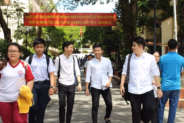 Đề thi môn Toán có sự phân hóa cao ảnh 1