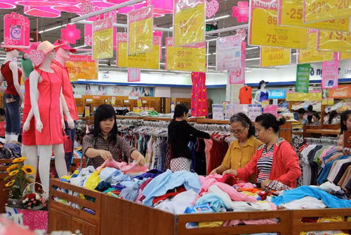 Tăng lưu thông hàng hóa để “ấm” tổng cầu ảnh 1