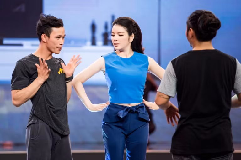 Lý Nhã Kỳ đẹp hút mắt, trổ tài vũ đạo gây bất ngờ ảnh 3