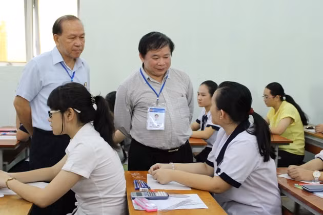Thứ trưởng Bùi Văn Ga đánh giá cao công tác tổ chức thi ảnh 3