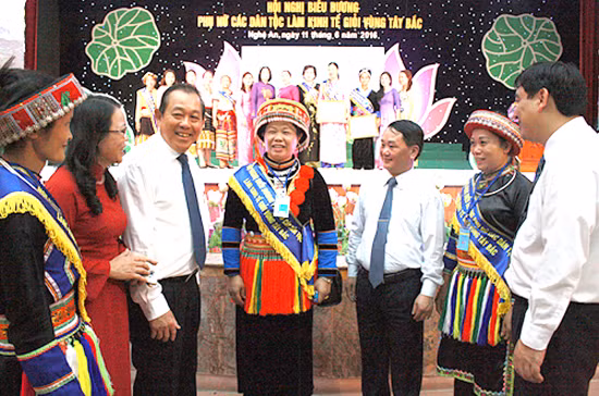 Tăng cường hỗ trợ phụ nữ dân tộc thiểu số ảnh 1