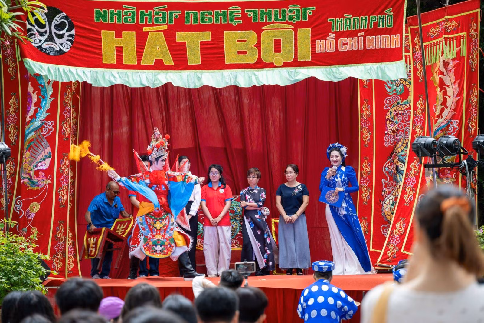 Chú thích ảnh