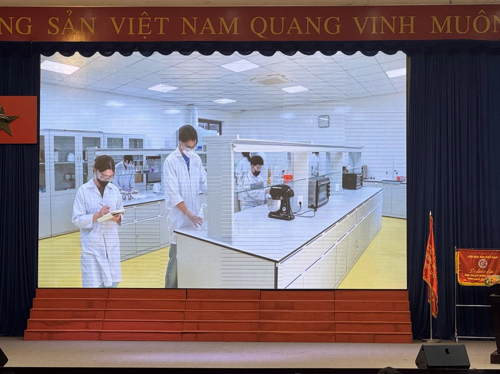 Chú thích ảnh