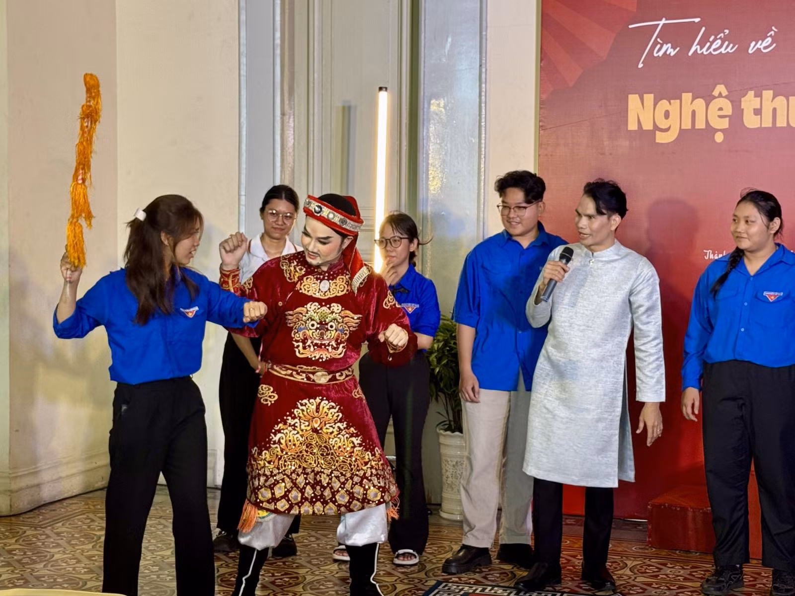 Chú thích ảnh