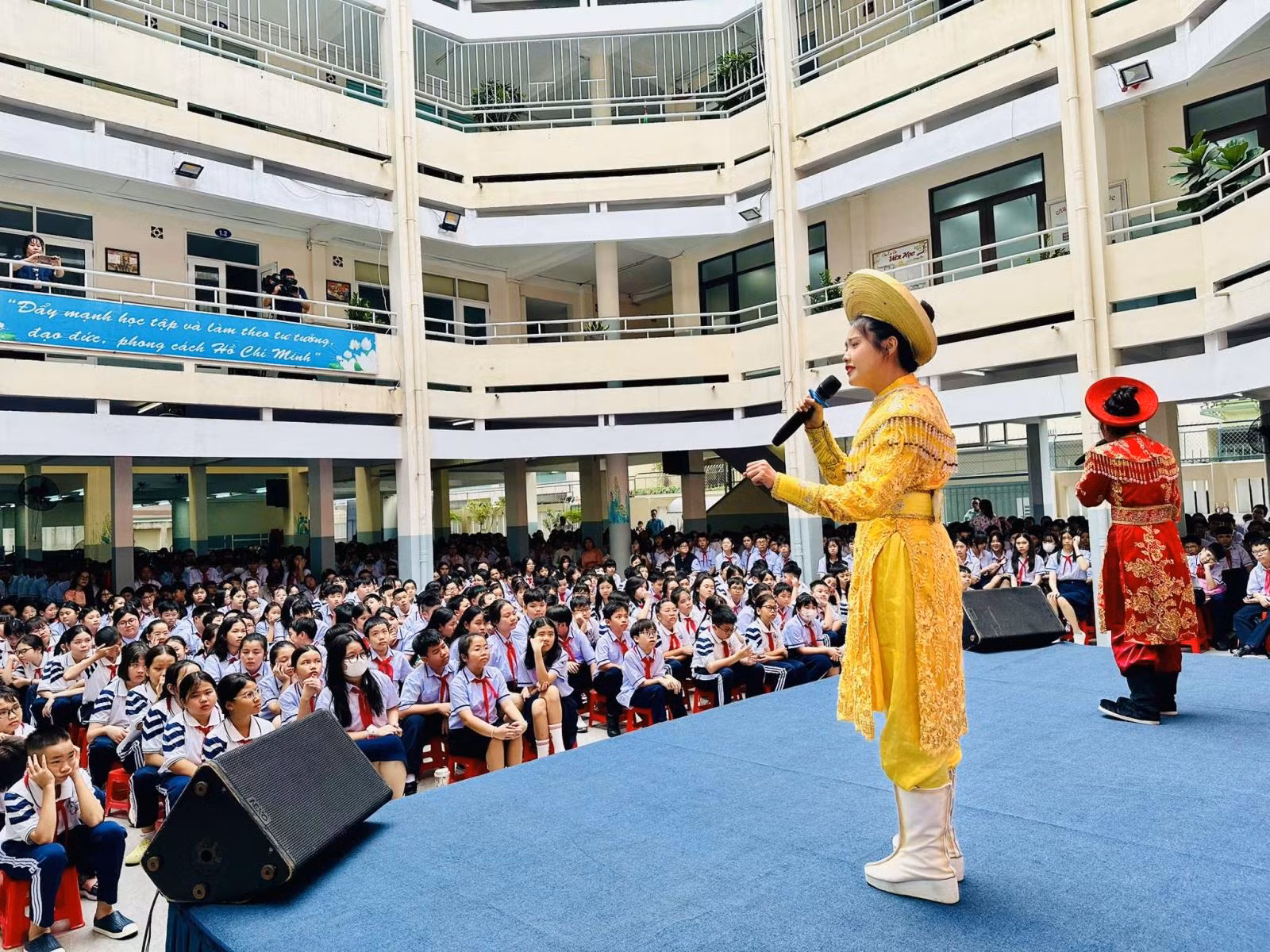 Chú thích ảnh