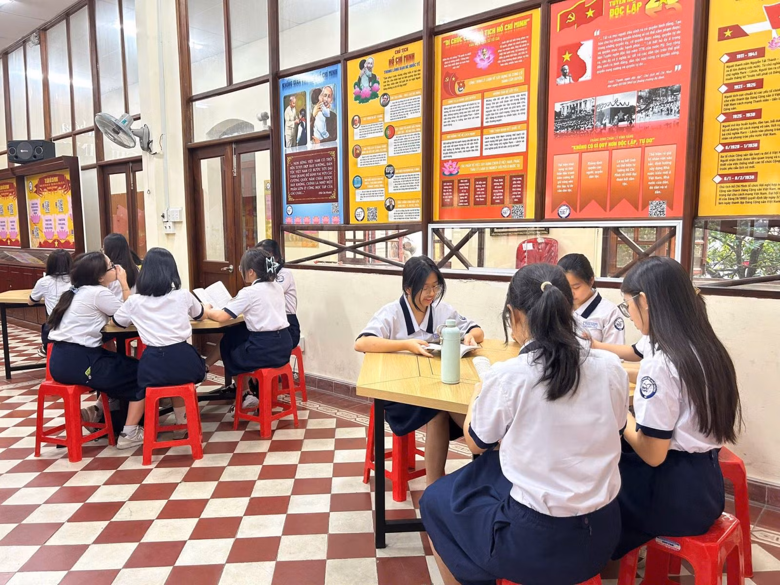 Chú thích ảnh