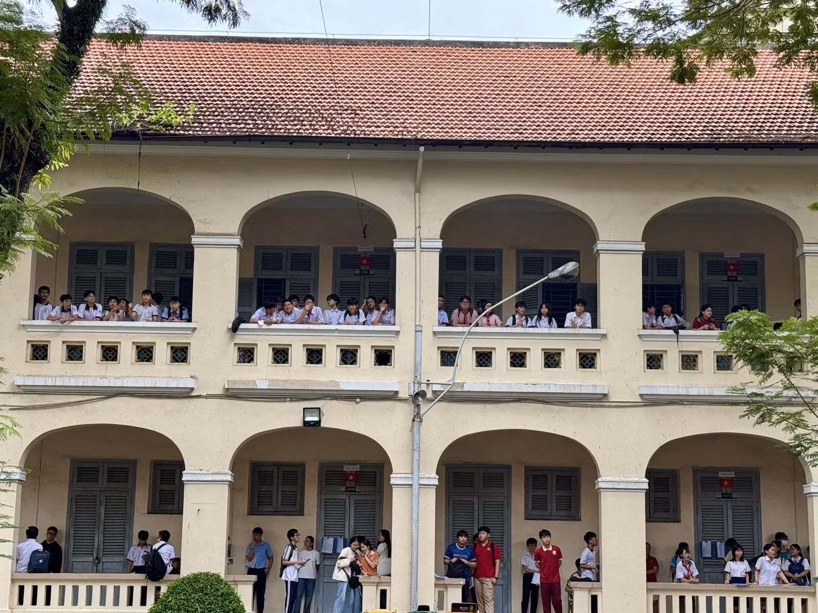 Chú thích ảnh