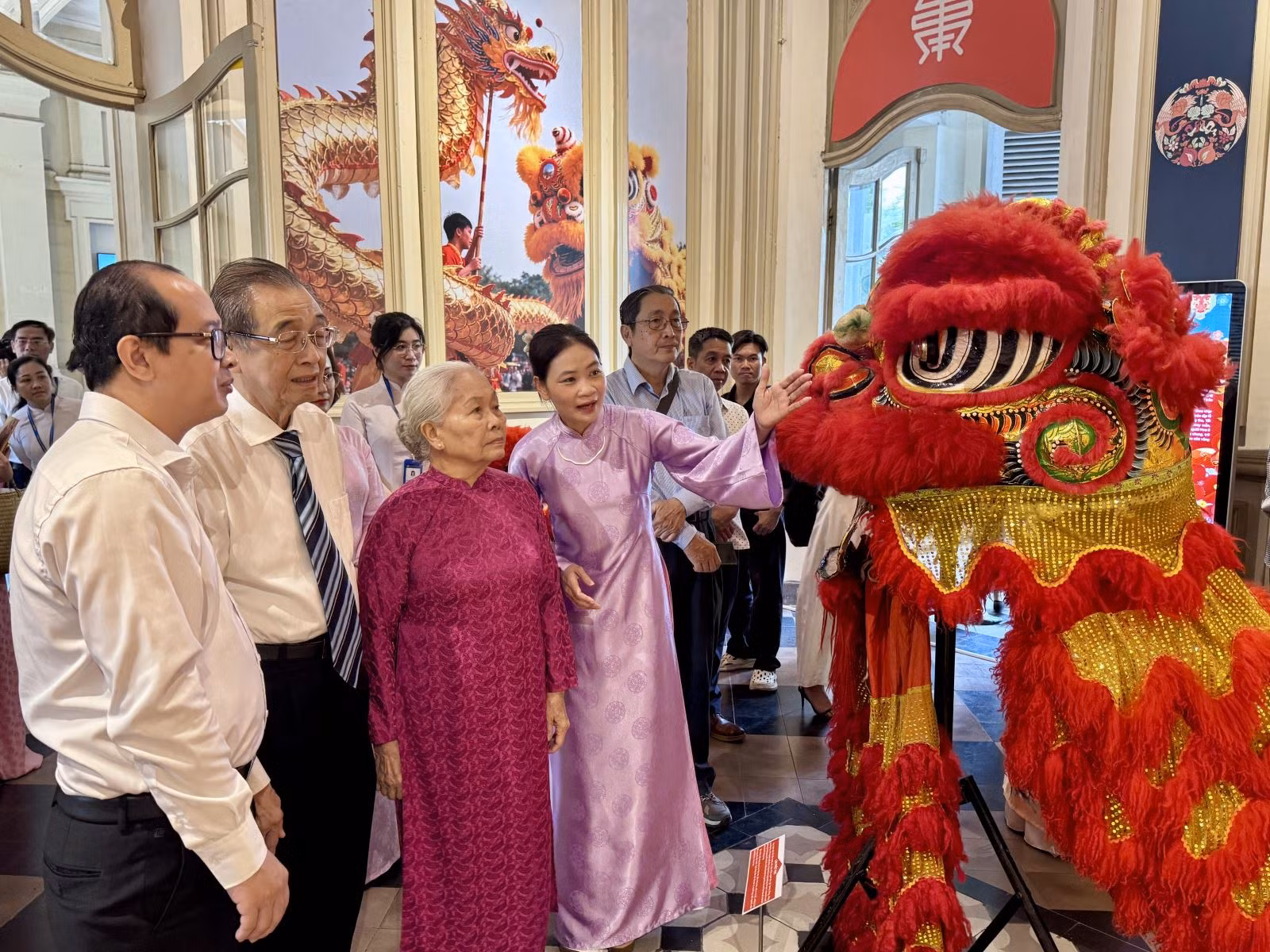 Chú thích ảnh