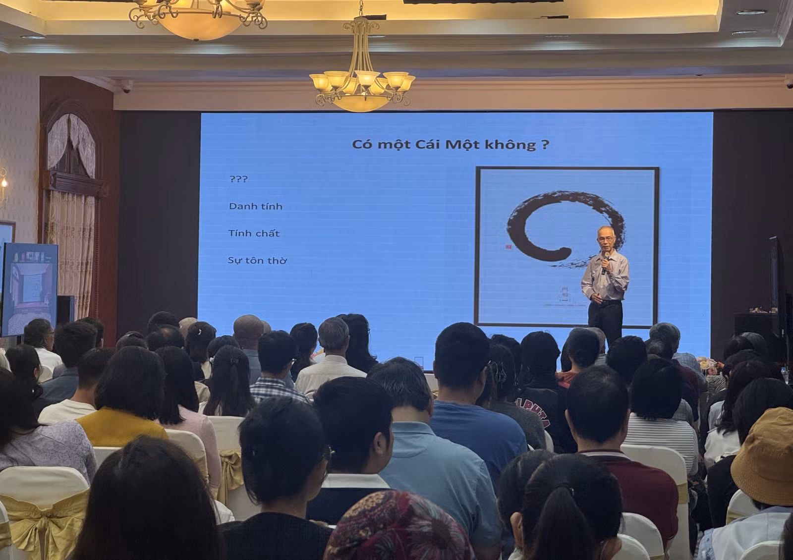 Chú thích ảnh