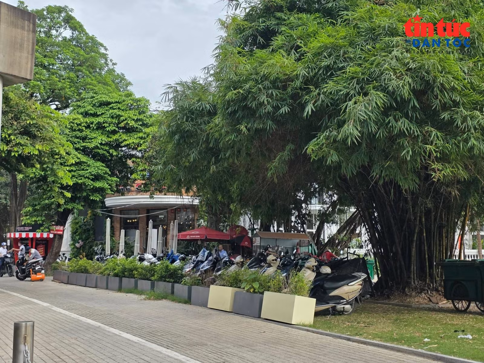 Chú thích ảnh