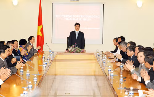 Thủ tướng bắt đầu chuyến thăm làm việc tại Campuchia ảnh 1