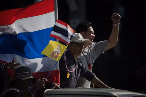 Bangkok trong ngày đầu bị 'đóng cửa' ảnh 2
