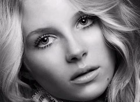 Em gái ‘thiên thần’ của Kate Moss khởi nghiệp người mẫu ảnh 9
