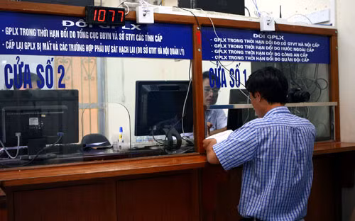 Chuyển biến về kỷ cương hành chính ảnh 1